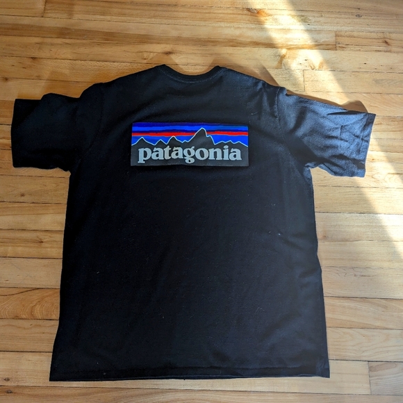 Patagonia Other - Patagonia Large Black Tee